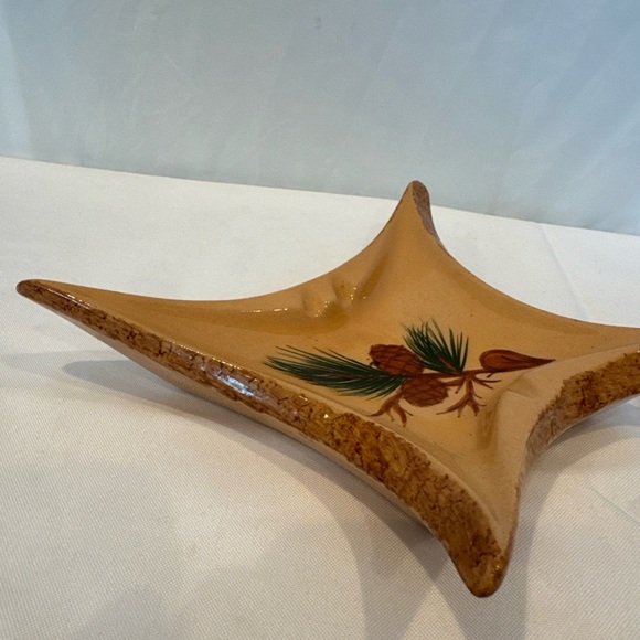 Vintage 70s Ceramic Retro Mod Ashtray, Mid Century Holiday Decor - Picture 3 of 7